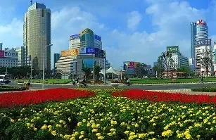 南宁四地吸金9.42亿 凤岭北准单价地王流拍