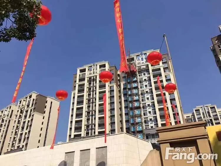 【苏州】单盘推荐 :狮山 售楼处升级呈现 小黄人助阵热闹非凡