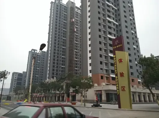 万浩金百合东区均价5400元/平