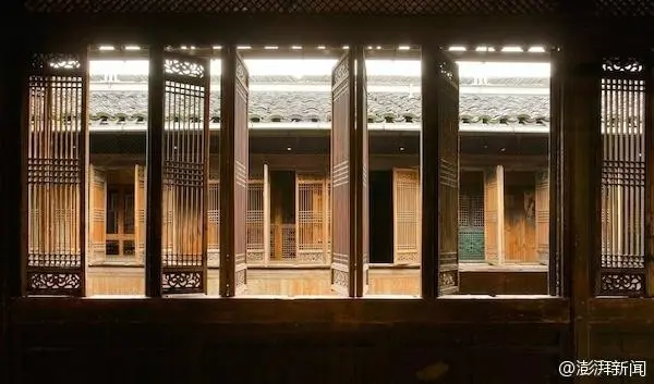 200年中派古建因离迁废弃 被运往美国重建