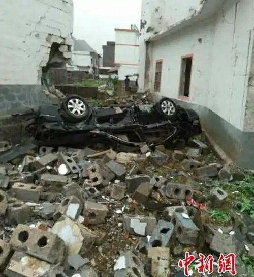 广西一楼房爆炸倒塌致4人死 系屋主私制炸药所致