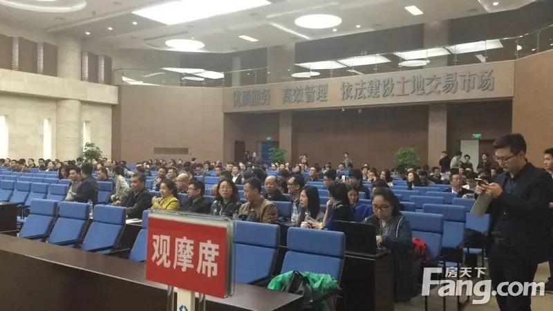 超20家企业抢坪山4宗地