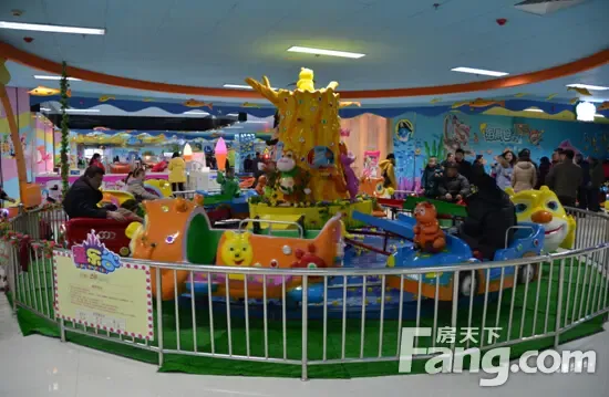 仪式结束后走进童乐谷