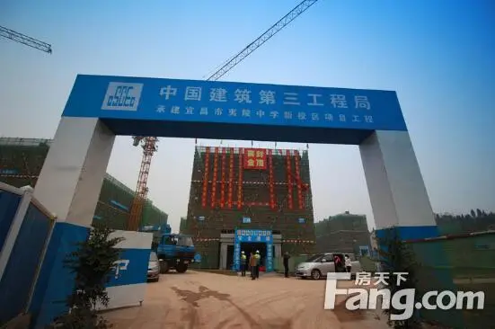 走进夷陵中学新校区