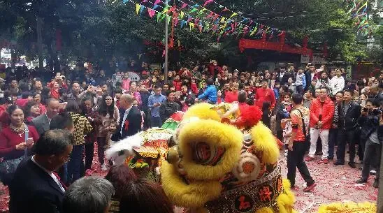 远洋天骄携手元岗村 壕摆300桌请2000村民吃盆菜宴_房产资讯-广州房