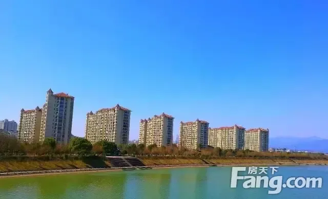 女神都在万华·金河湾