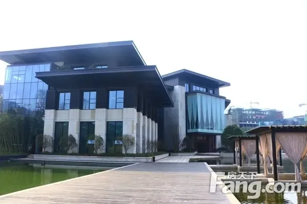 南充绿地&middot;金澜府懂你的长情.