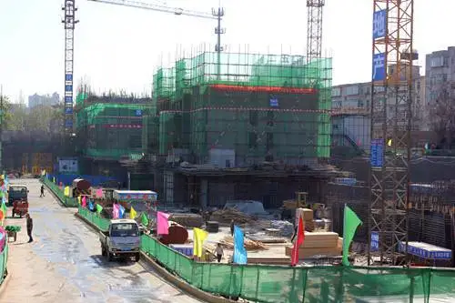 民生地产工地开放日 业主共鉴 峰景B区精工质量