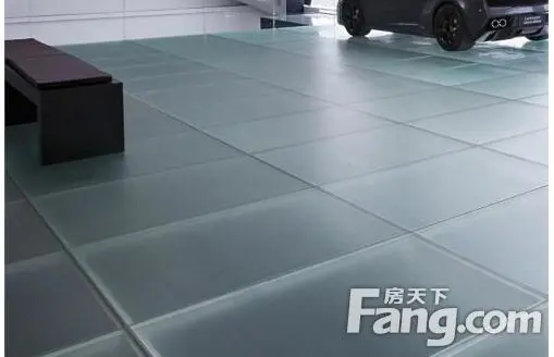  防滑地板的多少钱? 