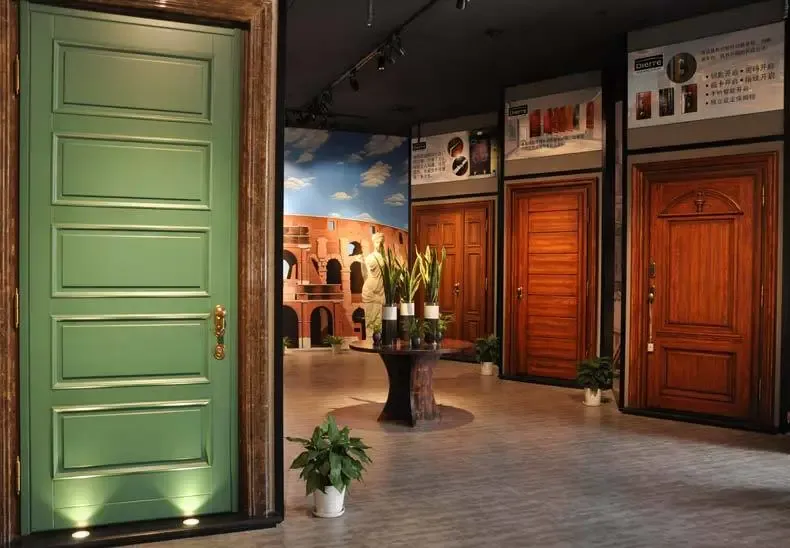 小编逛店迪瑞入户门世界顶级装甲门