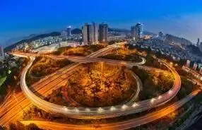 电建+金茂联合体82.89亿夺深圳一宗商住地