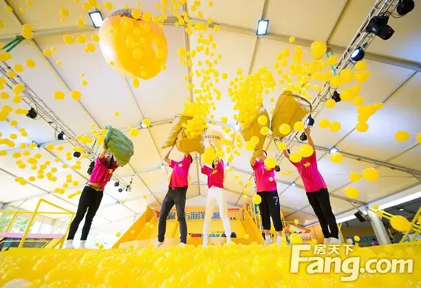 【青岛】其他 :wfc协信 "萌ball青岛"百万海洋球派对欢乐开启