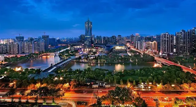 杭州四地揽金53.9亿元 高溢价率达184%