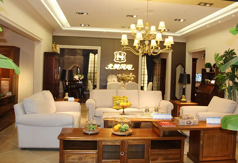 小编逛店南洋胡氏北美风尚家具细节诠释非凡品味