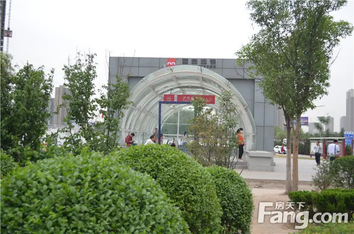 御锦城