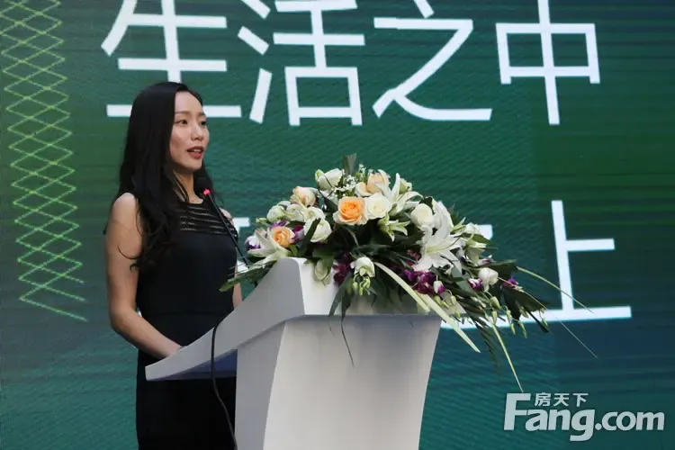 曼丽菲斯老客户朱文婷