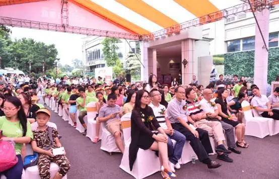 致敬地王！白鹅潭新推江景豪宅全城争抢！