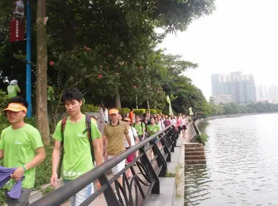 致敬地王！白鹅潭新推江景豪宅全城争抢！