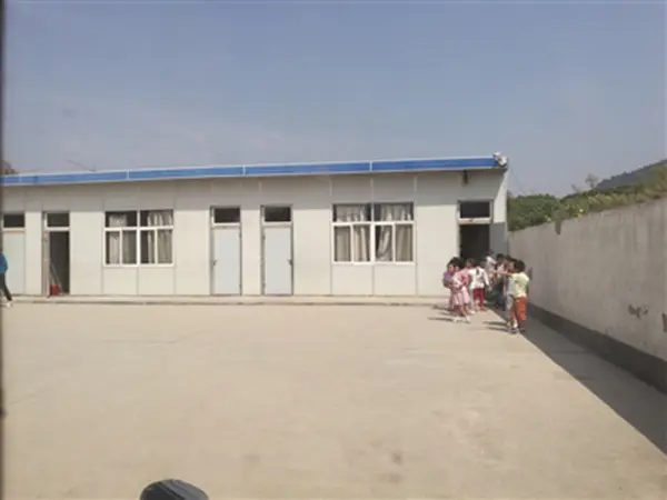江苏一小学被拆3年还未动工