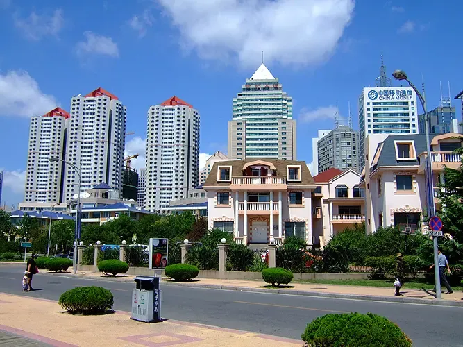 青岛黄岛区1.8亿成交两宗地 规划建筑面积11万㎡