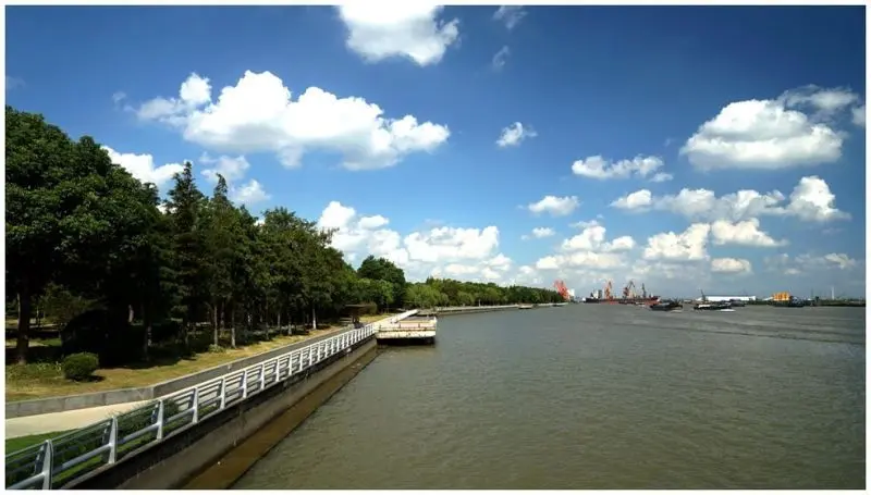 从上海上周的成交排行榜来看紫竹半岛位居榜首,以159套遥遥领先其他