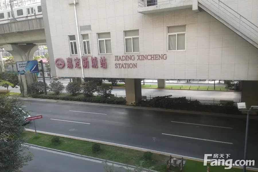 嘉定新城站