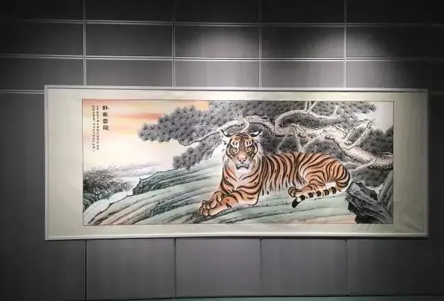 源自艺术大师张善子,张大千兄弟上世纪二十年代时,收藏了明代画家张