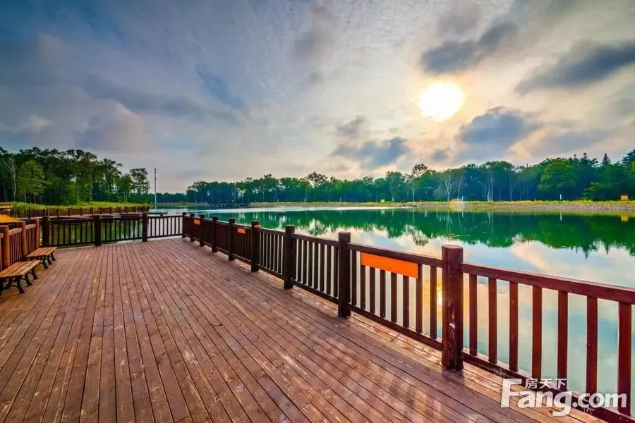 堤岸生活,是一种诗意的栖居