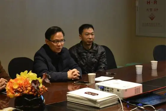 情系渝中美环卫工财信暖冬公益在行动