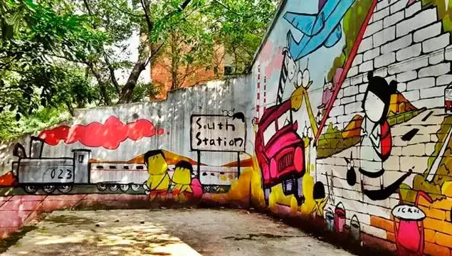 浓墨重彩的黄桷坪涂鸦