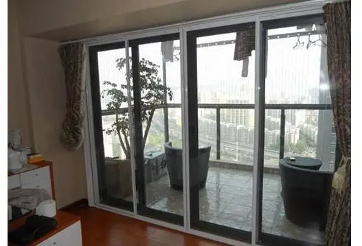 隔音膜贴窗户能有隔音效果吗?隔音膜贴窗户的注意事项都包括哪些呢?