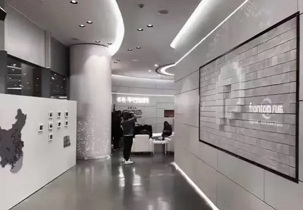 保利地产深圳品牌馆盛大开启与跨界大咖深聊平行世界