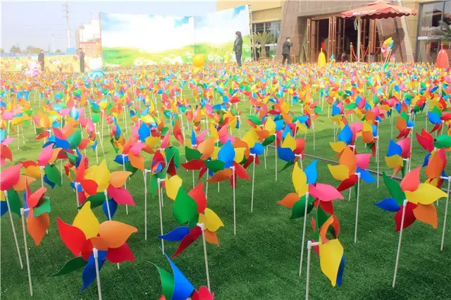 春风十里不如遇见你中国电工电器城荷兰风车节