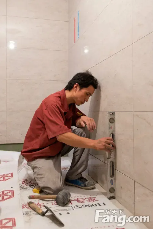 锦华优秀瓦工范平:吃苦不是吃亏,更能得到锻炼