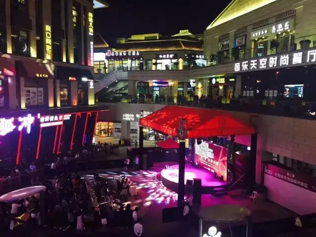 中国新歌声空降东二环泰禾广场福州的麦霸上周末全到齐了