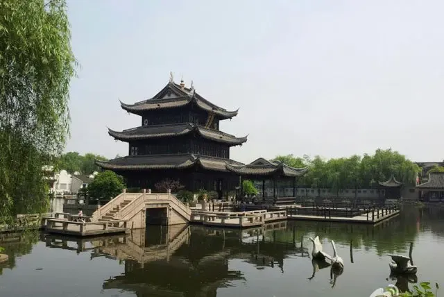 德信15.8亿摘湖州德清2宗宅地 楼面均价7945元/㎡