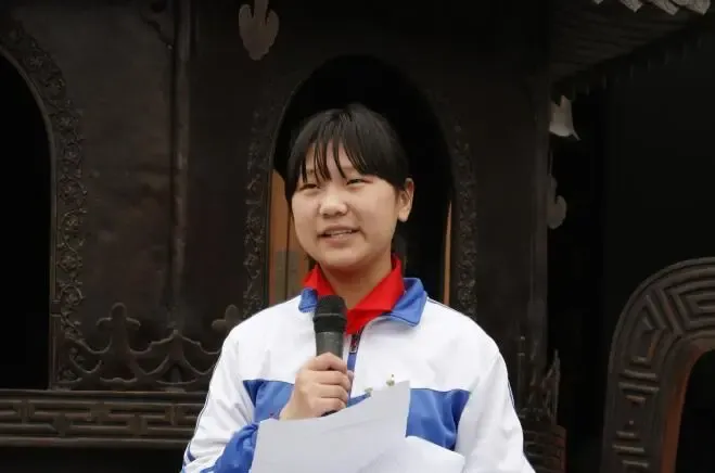 赵秀兰去世后,他的儿子康玉柱,儿媳郝海玲接过了母亲的衣钵,继承老人