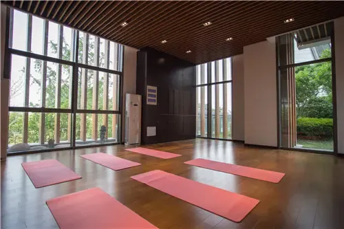 (瑜伽馆)