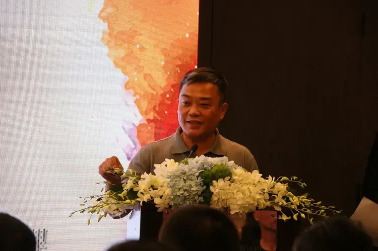 家居业著名色彩专家沈毅会上,家居业著名色彩专家.