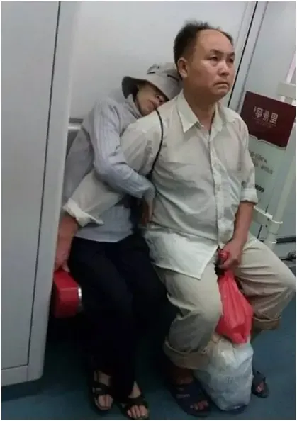 漫长岁月里,有人偷偷爱着你.