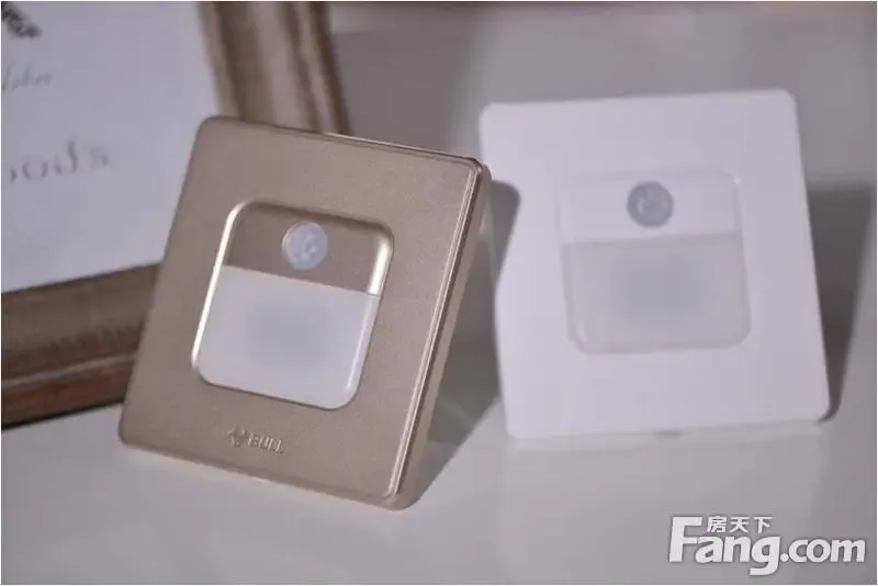 简约优雅两相宜公牛人体感应地脚灯美图赏析