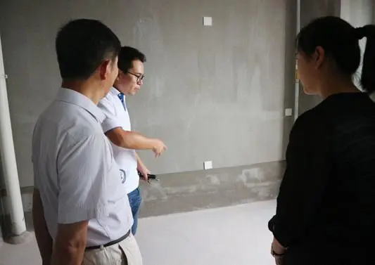 品质共鉴·让爱回家业主及媒体代表品鉴诚园！