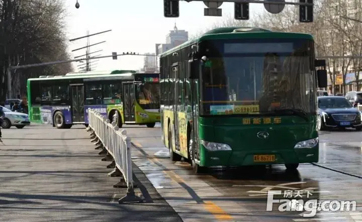 10月19日,在市公共交通運輸集團有限公司瞭解到,10路公交車恢復原路線