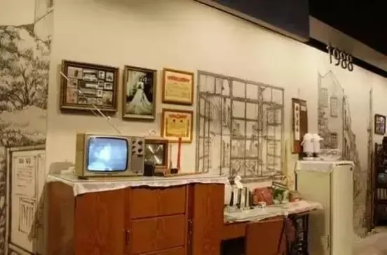 70年代:客,卧不分【客厅的进阶之路】