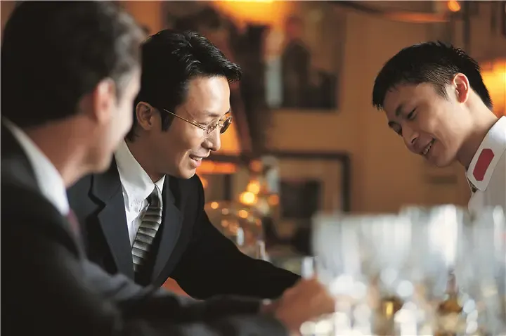 龙山郡不只是精英的圈子,还有令人钦羡的社交生活