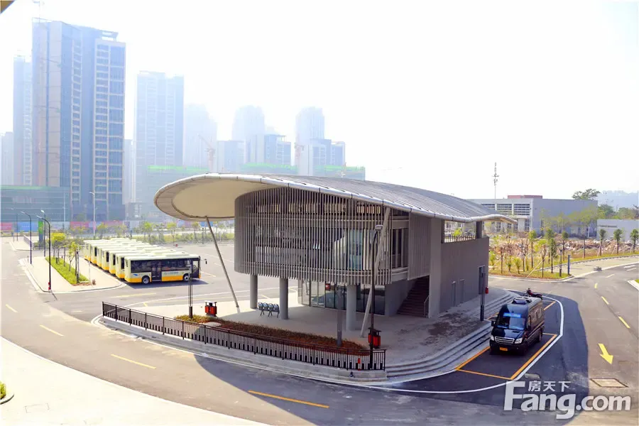 滨江新区超级工程落成体育内部实探