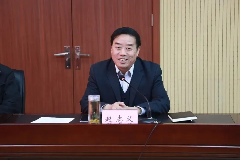 发改局,规划中心等相关领导,恒大地产集团山西公司董事长赵长龙,副总