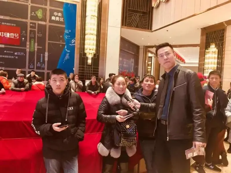 千年斗城鉴所未见2月10日上午在整个遂宁的翘首期盼中碧桂园中环壹号