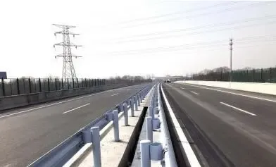 随着全长126公里的安大公路"后一公里"的顺利打通,从宝应西安丰出发可