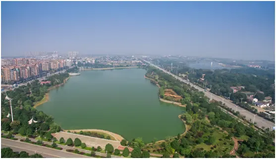 (斑马湖生态公园实景图)